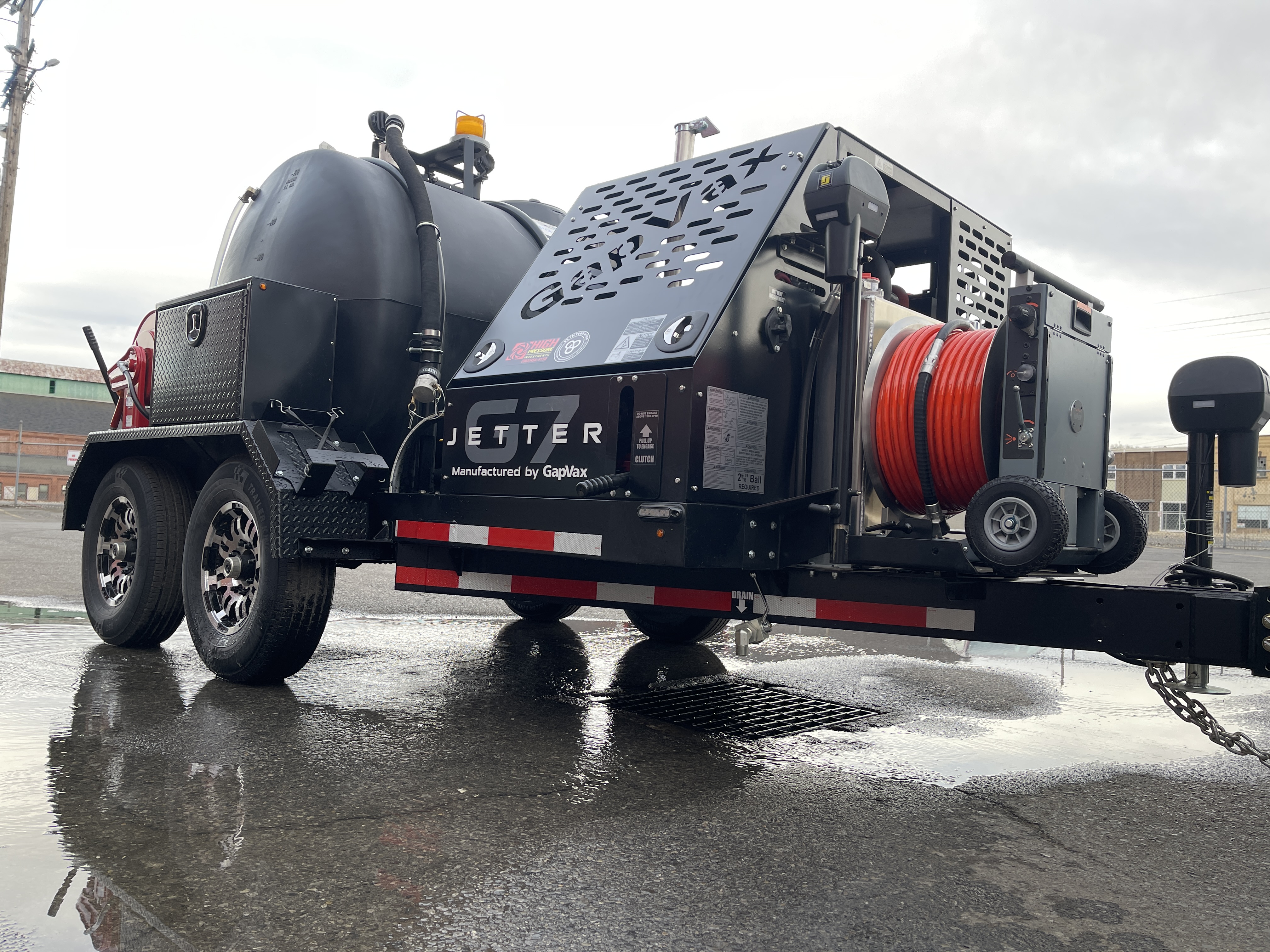 GapVax Viper cleaning and inspection platform